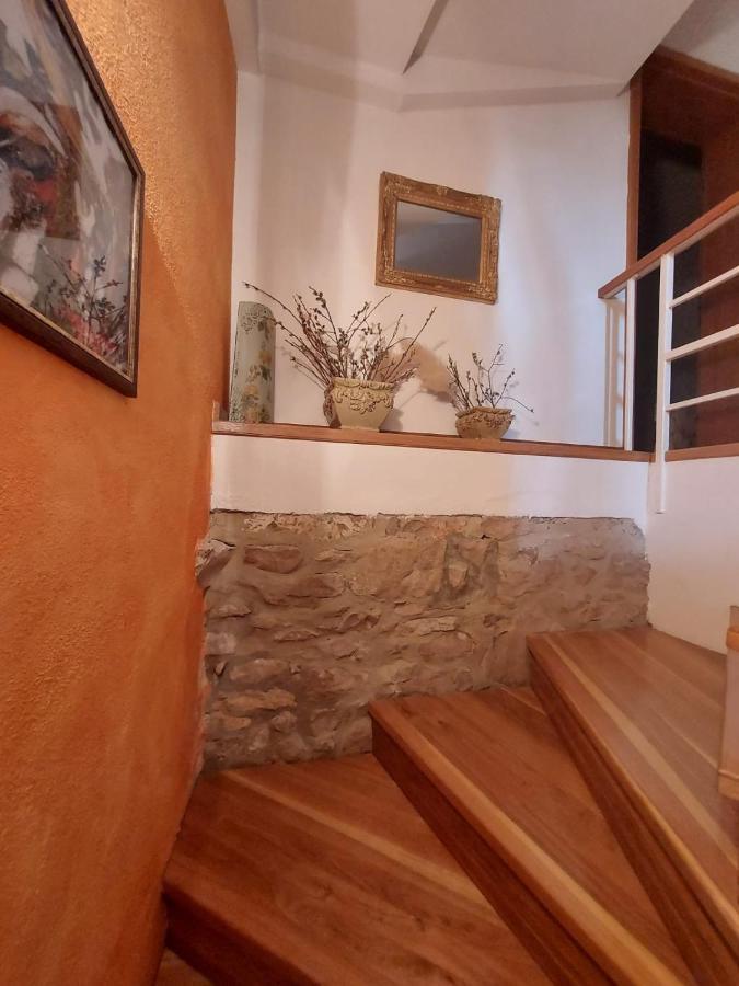 Villa Vicina Heritage Villa For 9,Milna - Close To Restaurants And Shops Eksteriør bilde
